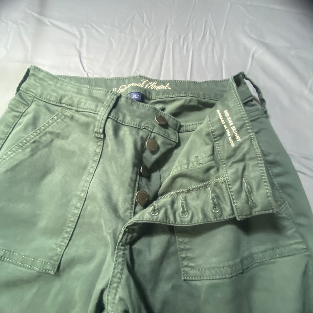 Universal Thread Womens Size 4 27R Green Straight Utility Pants